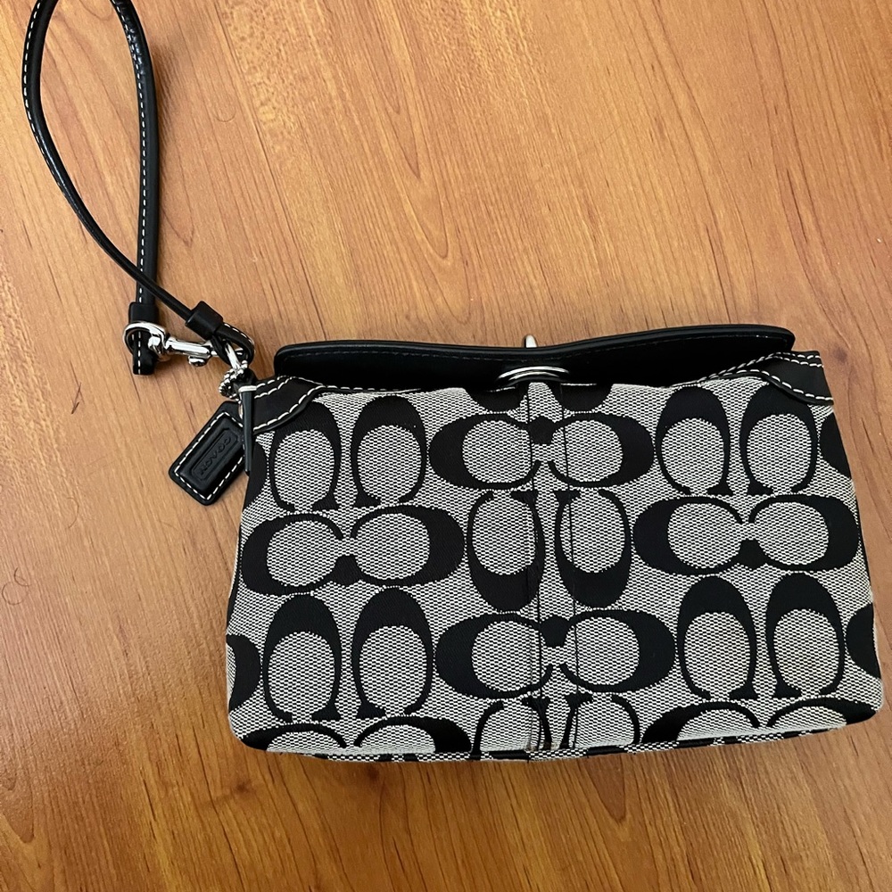 Vintage Coach Wristlet Clutch